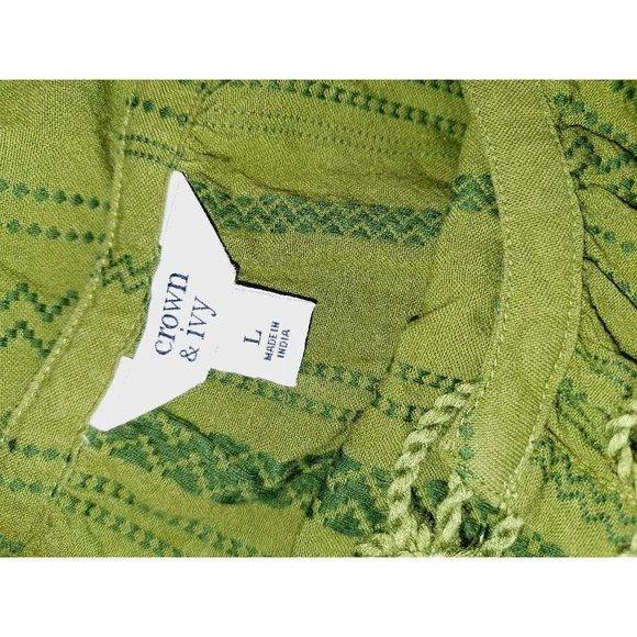 Crown & Ivy Green Size L peasant embroidered 100% cotton southwestern top - Picture 3 of 4